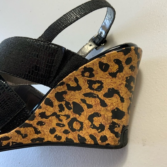Kenneth Cole Reaction knock black /cheetah wedges - Picture 8 of 9